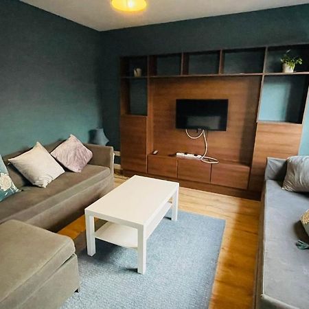 Modern City Centre House Голуэй Экстерьер фото